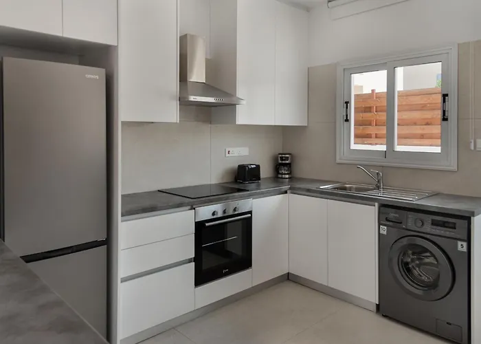 Phaedrus Living Olga Apartamento Paphos